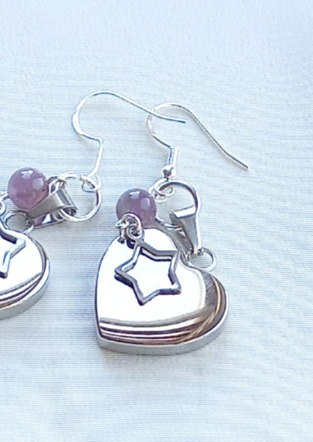 Aretes con corazón de acero con Amatista